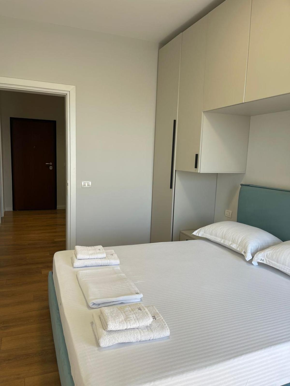 Jur Apartment Дуррес Экстерьер фото