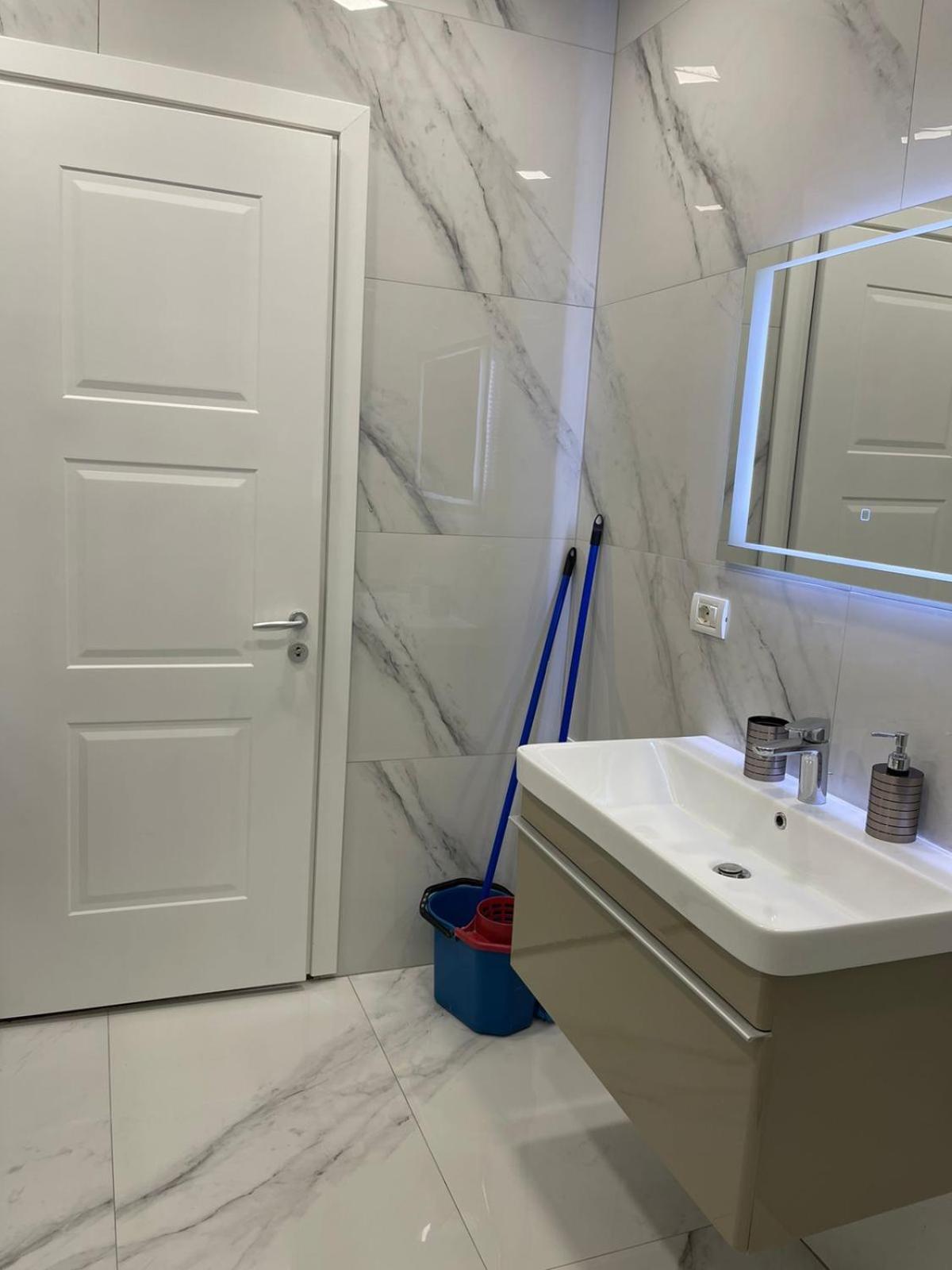 Jur Apartment Дуррес Экстерьер фото