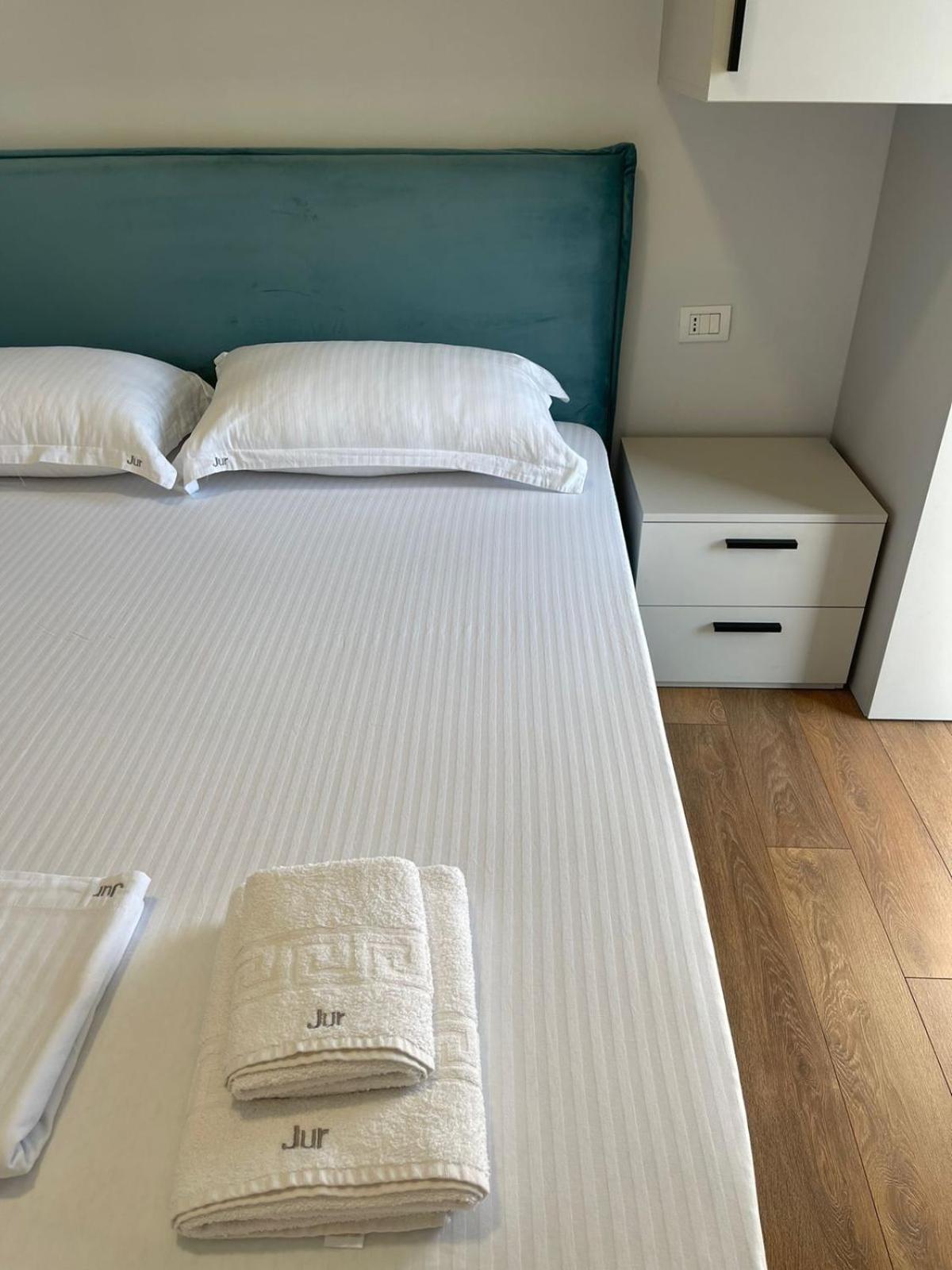 Jur Apartment Дуррес Экстерьер фото