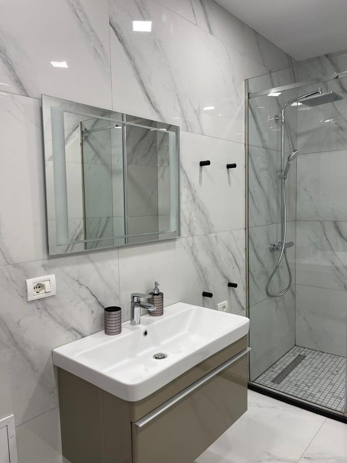 Jur Apartment Дуррес Экстерьер фото
